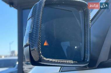 Позашляховик / Кросовер Mercedes-Benz M-Class 2014 в 