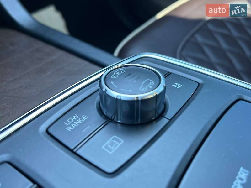 Позашляховик / Кросовер Mercedes-Benz M-Class 2014 в Києві