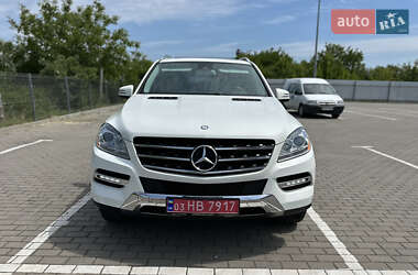 Внедорожник / Кроссовер Mercedes-Benz M-Class 2013 в 