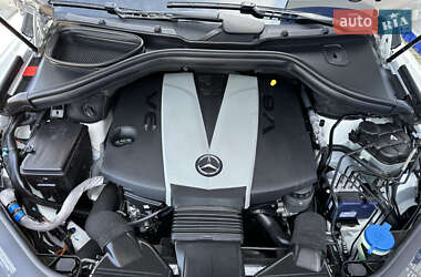 Внедорожник / Кроссовер Mercedes-Benz M-Class 2013 в 