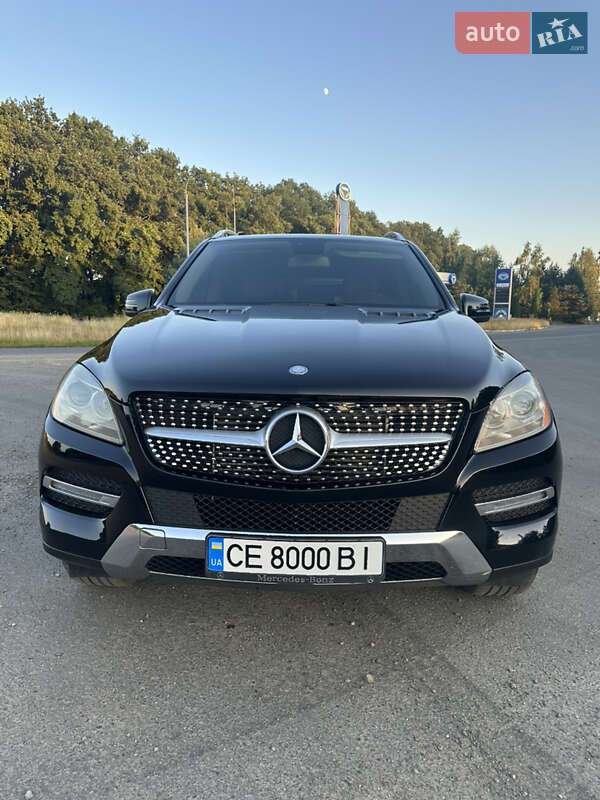 Внедорожник / Кроссовер Mercedes-Benz M-Class 2013 в Черновцах
