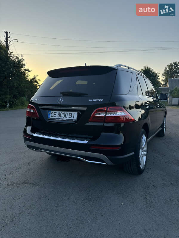 Внедорожник / Кроссовер Mercedes-Benz M-Class 2013 в Черновцах