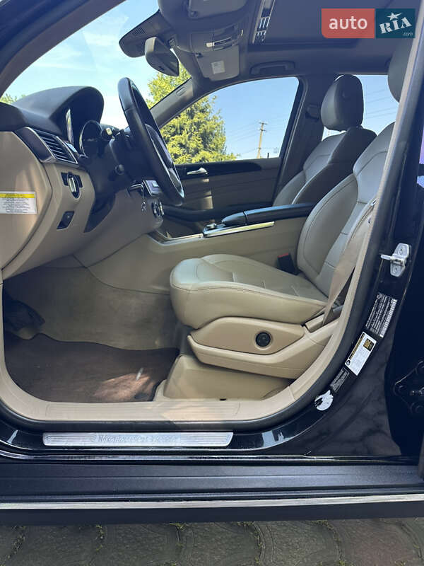 Внедорожник / Кроссовер Mercedes-Benz M-Class 2013 в Черновцах