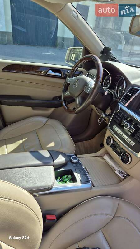 Позашляховик / Кросовер Mercedes-Benz M-Class 2013 в Херсоні фото 7 Позашляховик / Кросовер Mercedes-Benz M-Class 2013 в Херсоні