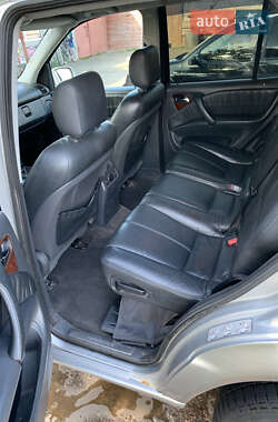Внедорожник / Кроссовер Mercedes-Benz M-Class 2002 в 