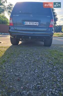 Позашляховик / Кросовер Mercedes-Benz M-Class 2001 в 