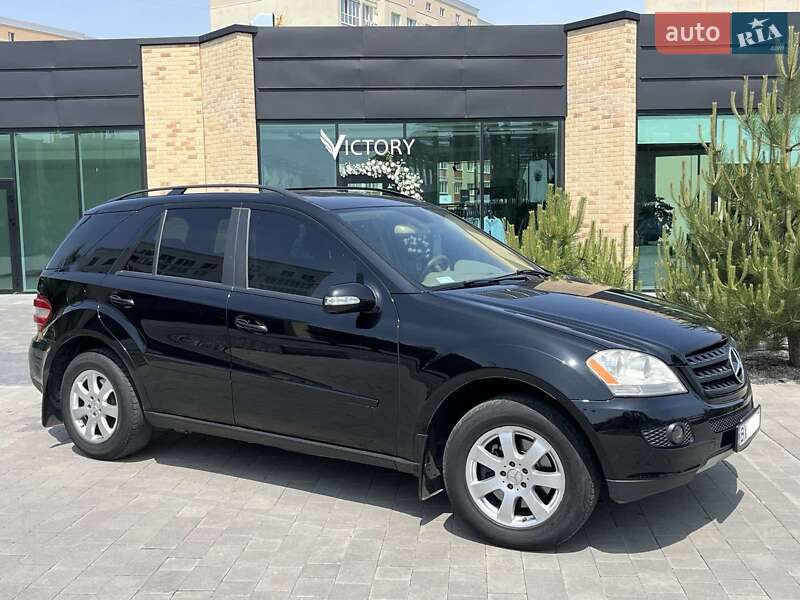 Позашляховик / Кросовер Mercedes-Benz M-Class 2006 в Хмельницькому