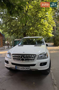 Внедорожник / Кроссовер Mercedes-Benz M-Class 2007 в 