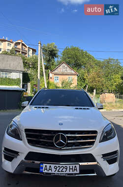 Внедорожник / Кроссовер Mercedes-Benz M-Class 2012 в 