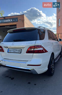 Внедорожник / Кроссовер Mercedes-Benz M-Class 2012 в 