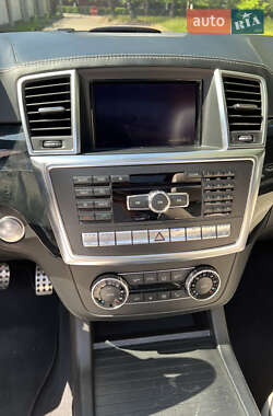 Внедорожник / Кроссовер Mercedes-Benz M-Class 2012 в 