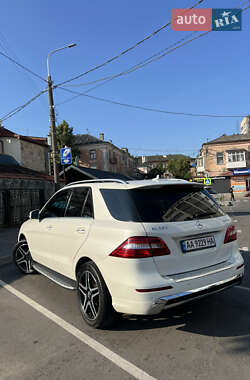 Внедорожник / Кроссовер Mercedes-Benz M-Class 2012 в 