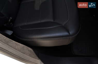 Позашляховик / Кросовер Mercedes-Benz M-Class 2013 в 