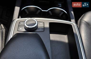 Позашляховик / Кросовер Mercedes-Benz M-Class 2013 в 
