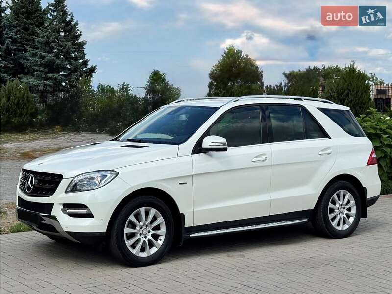 Mercedes-Benz M-Class 2014