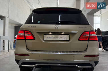 Внедорожник / Кроссовер Mercedes-Benz M-Class 2013 в 