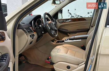 Внедорожник / Кроссовер Mercedes-Benz M-Class 2013 в 