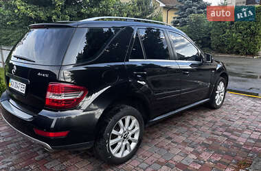 Внедорожник / Кроссовер Mercedes-Benz M-Class 2011 в 