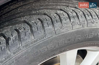 Внедорожник / Кроссовер Mercedes-Benz M-Class 2011 в 