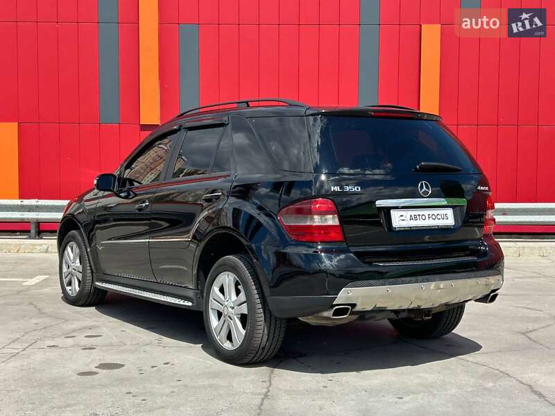Позашляховик / Кросовер Mercedes-Benz M-Class 2007 в Києві