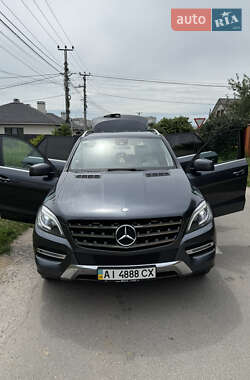 Позашляховик / Кросовер Mercedes-Benz M-Class 2012 в Києві
