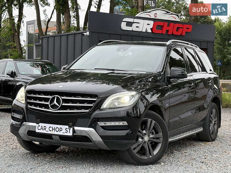 Внедорожник / Кроссовер Mercedes-Benz M-Class 2012 в 