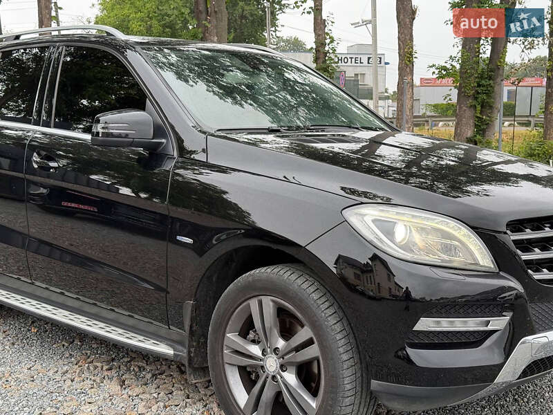 Позашляховик / Кросовер Mercedes-Benz M-Class 2012 в Стрию