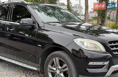 Внедорожник / Кроссовер Mercedes-Benz M-Class 2012 в 