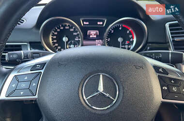 Внедорожник / Кроссовер Mercedes-Benz M-Class 2014 в 