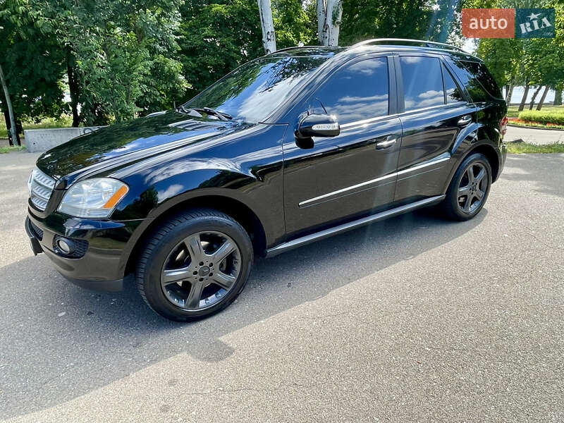 Внедорожник / Кроссовер Mercedes-Benz M-Class 2008 в 