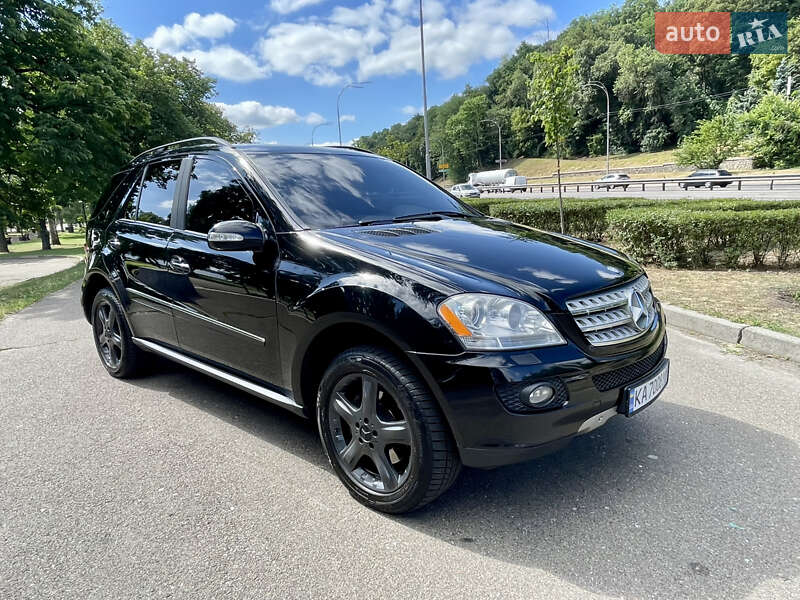 Позашляховик / Кросовер Mercedes-Benz M-Class 2008 в Києві