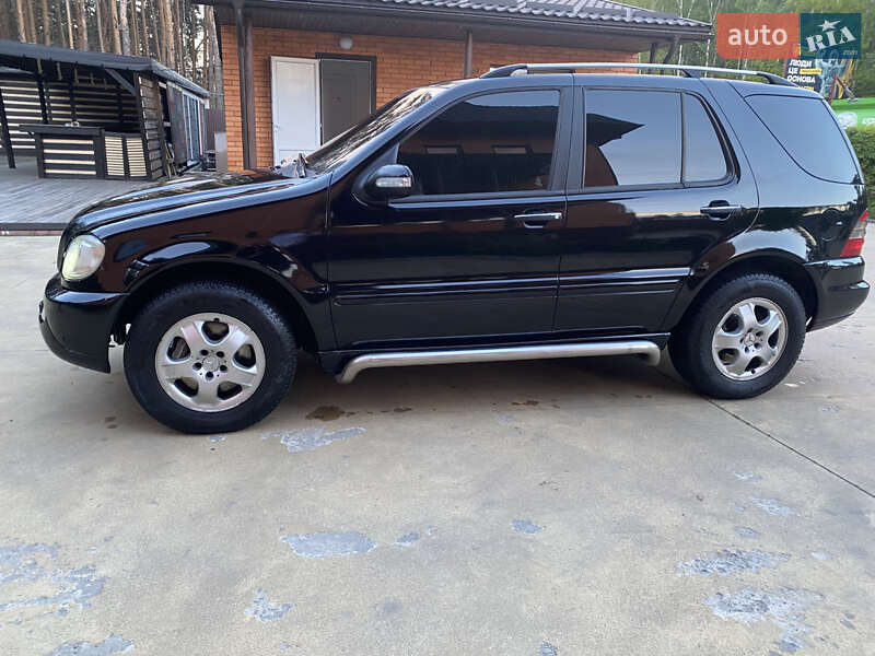 Внедорожник / Кроссовер Mercedes-Benz M-Class 2005 в Ирпене