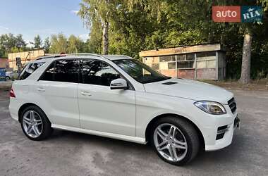 Внедорожник / Кроссовер Mercedes-Benz M-Class 2013 в 