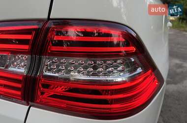 Внедорожник / Кроссовер Mercedes-Benz M-Class 2013 в 