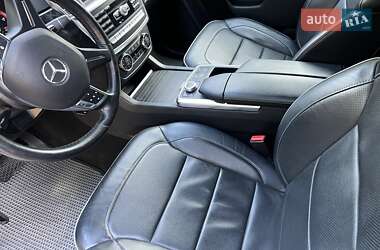 Внедорожник / Кроссовер Mercedes-Benz M-Class 2013 в 