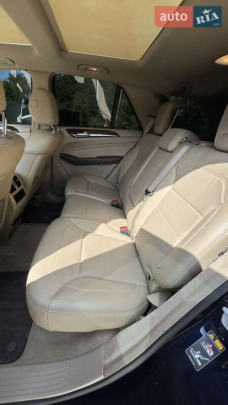 Внедорожник / Кроссовер Mercedes-Benz M-Class 2014 в Львове
