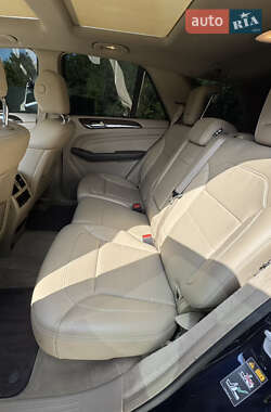 Внедорожник / Кроссовер Mercedes-Benz M-Class 2014 в 