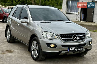 Внедорожник / Кроссовер Mercedes-Benz M-Class 2005 в 