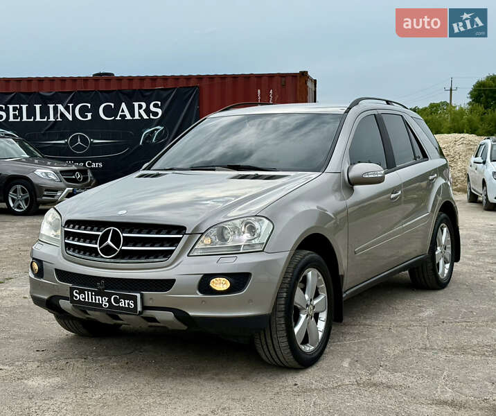 Внедорожник / Кроссовер Mercedes-Benz M-Class 2005 в Ровно