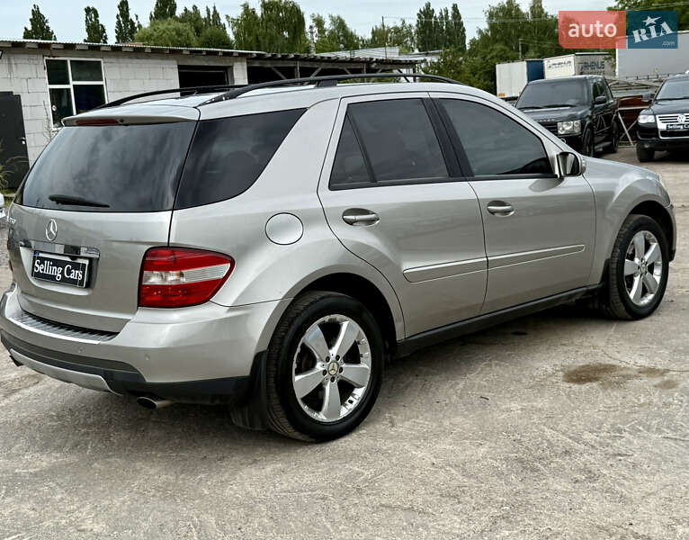 Внедорожник / Кроссовер Mercedes-Benz M-Class 2005 в Ровно