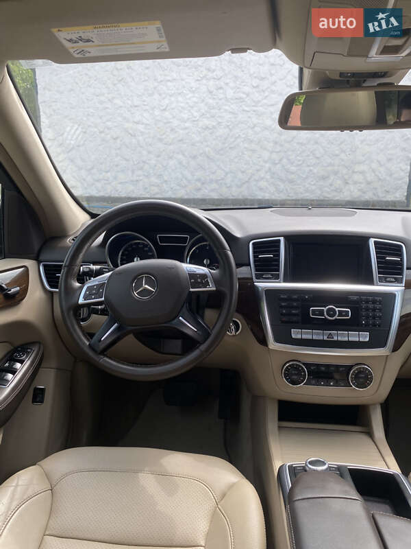 Позашляховик / Кросовер Mercedes-Benz M-Class 2013 в Косові