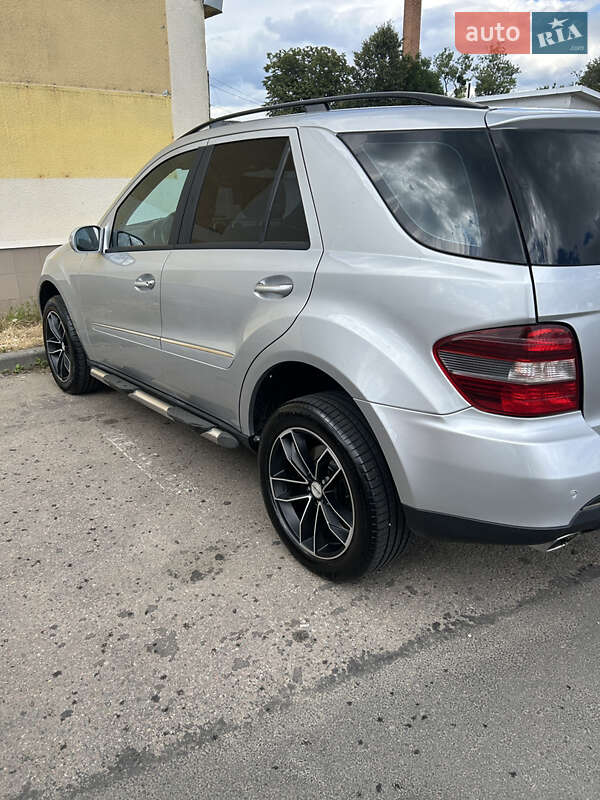 Позашляховик / Кросовер Mercedes-Benz M-Class 2008 в Стрию