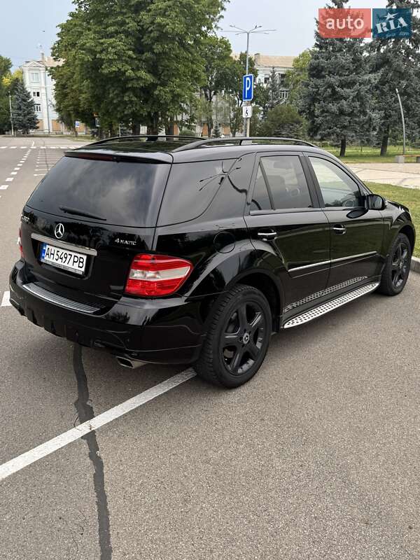 Внедорожник / Кроссовер Mercedes-Benz M-Class 2007 в Краматорске
