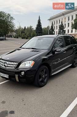Внедорожник / Кроссовер Mercedes-Benz M-Class 2007 в 