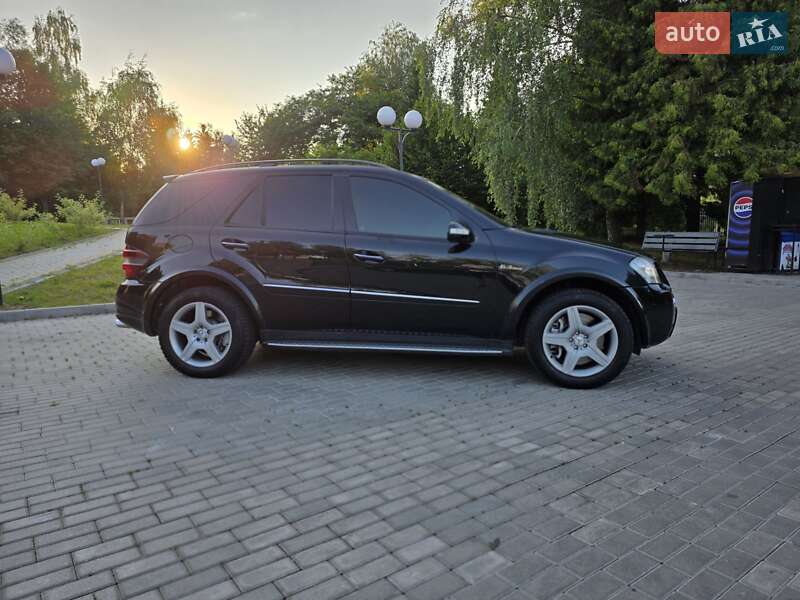 Позашляховик / Кросовер Mercedes-Benz M-Class 2006 в Рівному