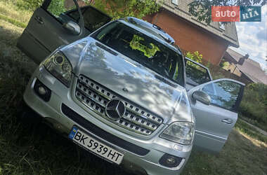 Внедорожник / Кроссовер Mercedes-Benz M-Class 2007 в Ровно