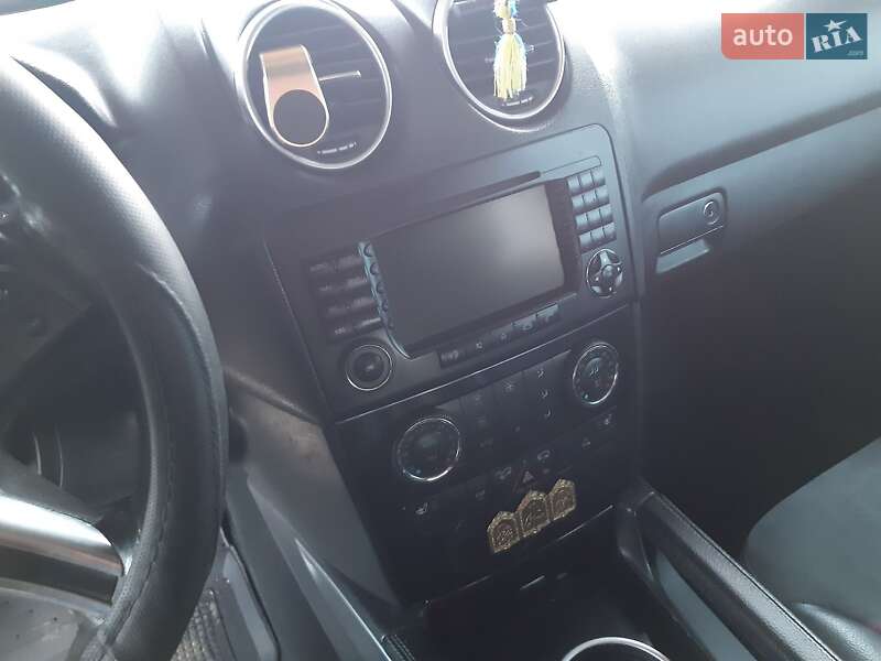 Внедорожник / Кроссовер Mercedes-Benz M-Class 2008 в Луцке