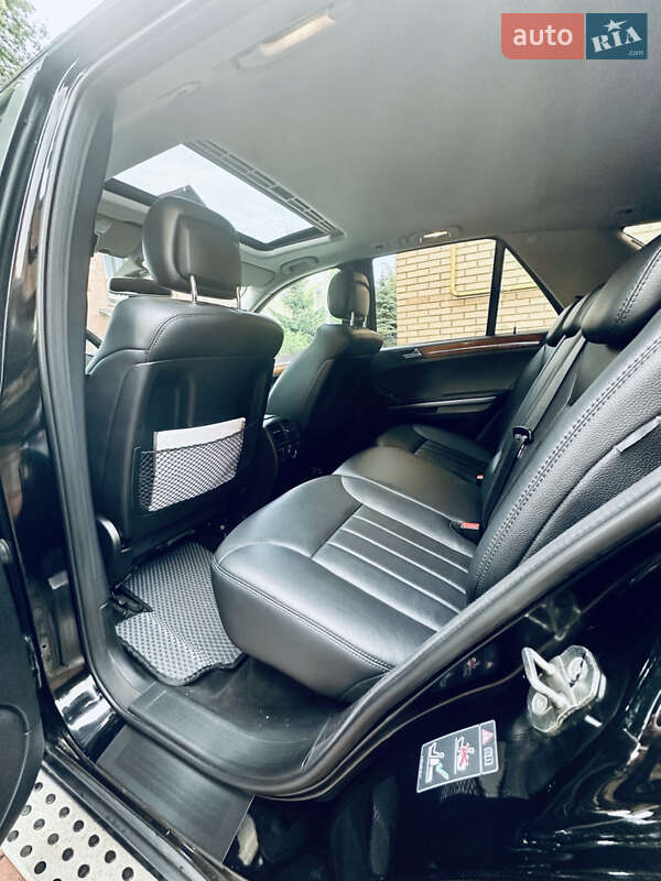 Позашляховик / Кросовер Mercedes-Benz M-Class 2008 в Києві