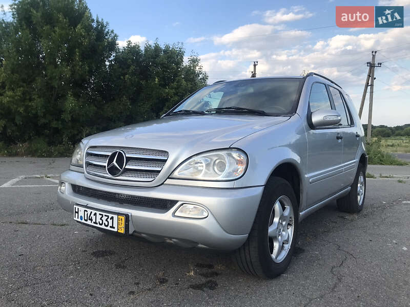 Mercedes-Benz M-Class 2002