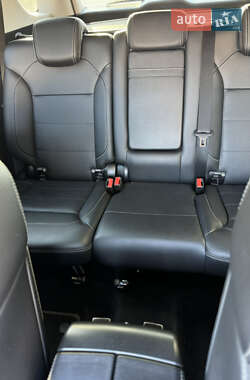 Позашляховик / Кросовер Mercedes-Benz M-Class 2013 в 